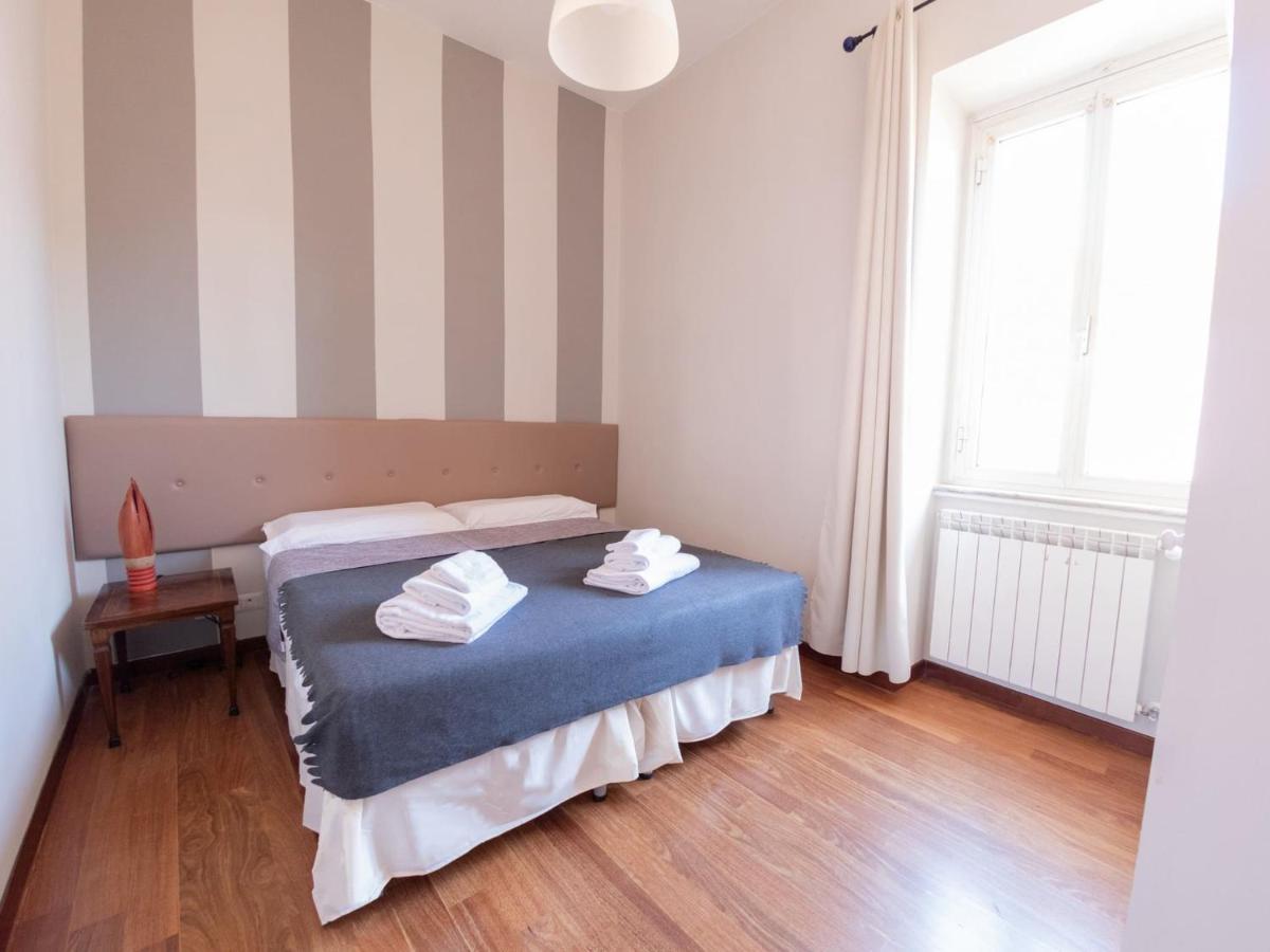 The Best Rent - Beautiful Apartment With Terrace Near Colosseo Рим Экстерьер фото
